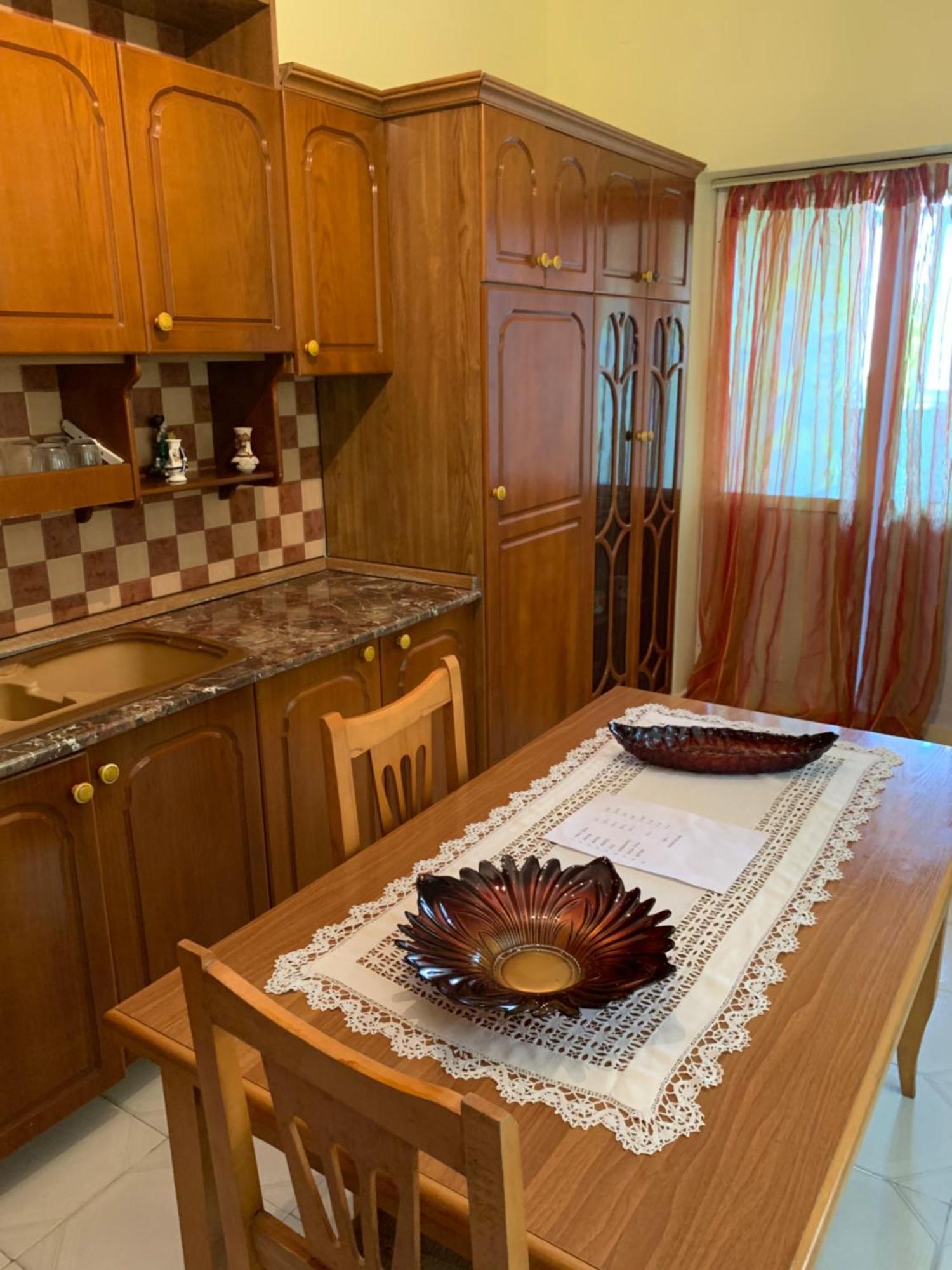 Guesthouse Katerina Berat Esterno foto